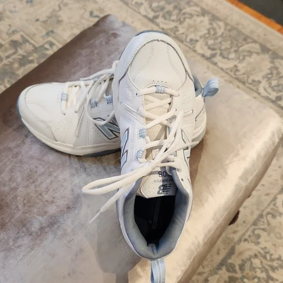 New balance like new sneakers 608 size 8.5 womens - Picture 4 of 8